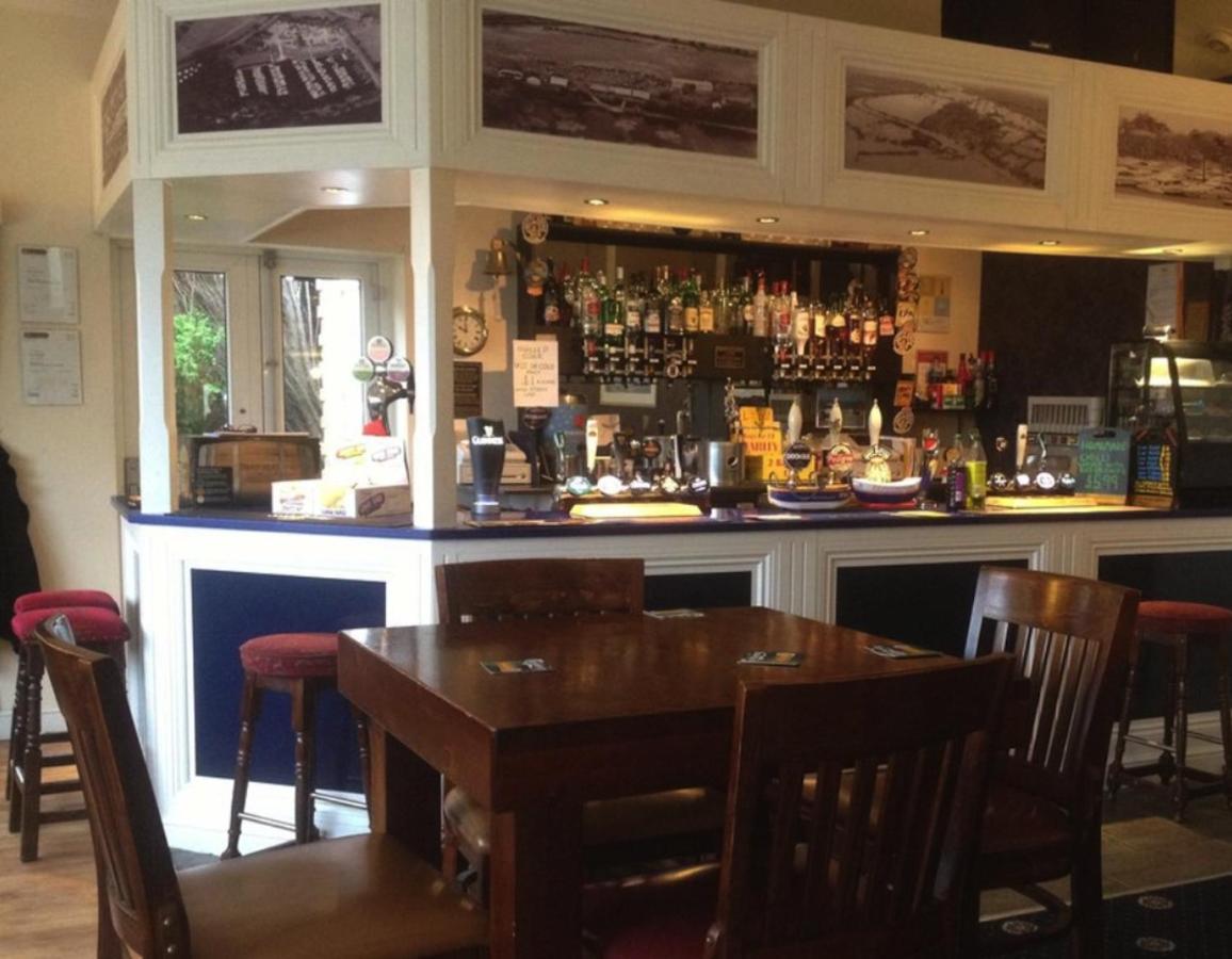 The Floating At * Upton upon Severn